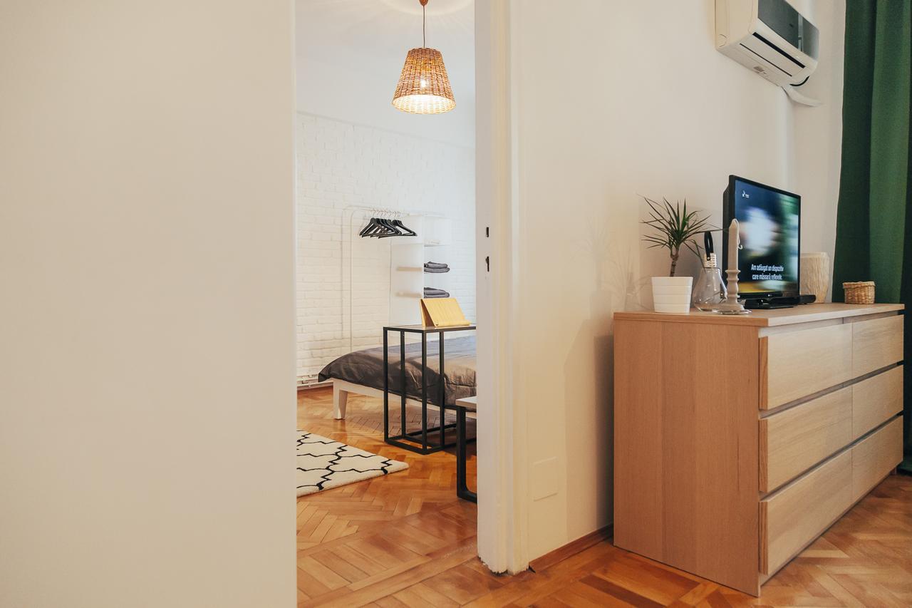 Old Town View Apartment Boekarest Buitenkant foto