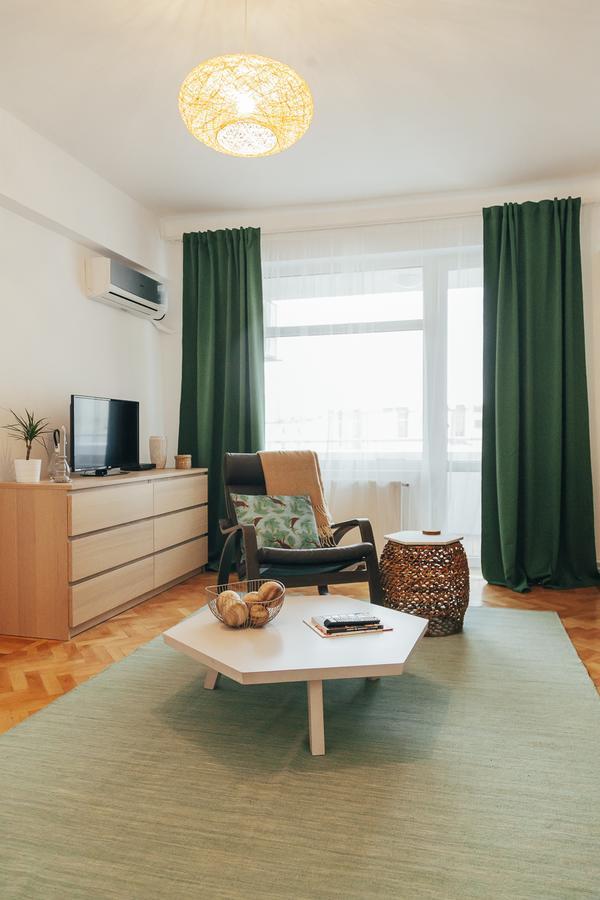Old Town View Apartment Boekarest Buitenkant foto
